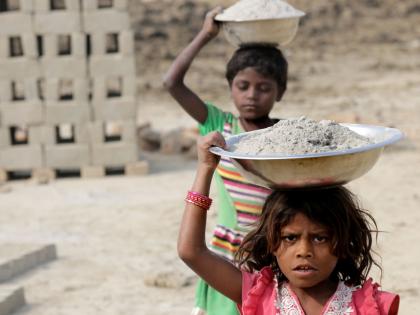 Surprise! There is no child labor in the district | आश्चर्य.! जिल्ह्यात एकही बालकामगार नसल्याची नोंद Surprise! There is no child labor in the district | आश्चर्य.! जिल्ह्यात एकही बालकामगार नसल्याची नोंद