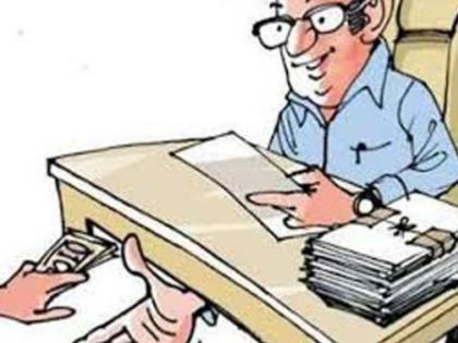 Irregularities in work and suspicion of records | कामांची अनियमितता आणि नोंदीमध्ये संशय Irregularities in work and suspicion of records | कामांची अनियमितता आणि नोंदीमध्ये संशय