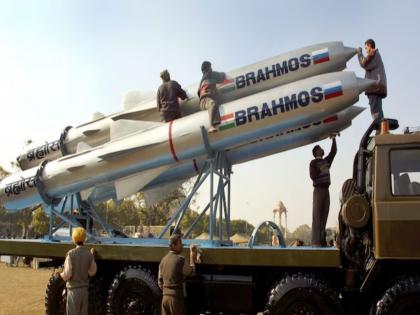 Pakistan was going to attack but India Brahmos thwarted Shahbaz Sharif confession | पाक करणार होता हल्ला; पण भारताच्या ब्रह्मोसमुळे फसला, पंतप्रधान शाहबाज शरीफ यांची कबुली Pakistan was going to attack but India Brahmos thwarted Shahbaz Sharif confession | पाक करणार होता हल्ला; पण भारताच्या ब्रह्मोसमुळे फसला, पंतप्रधान शाहबाज शरीफ यांची कबुली