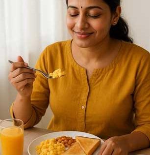 रोज सकाळी नाश्त्याची वेळ एकच ठेवा, सतत वेळ बदलली तर होते मोठी गडबड, तब्येतीचं वाटोळंच..