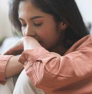 वेळीच संवाद न साधणे ठरते कॅन्सरचे कारण ? खचलेले मन म्हणजे गंभीर आजारांना आमंत्रण, ऐका तज्ज्ञ काय सांगतात..