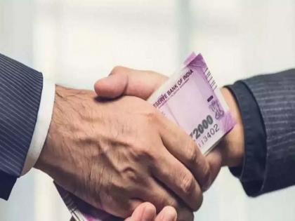 bribe taken govt officer still not suspended in maharashtra | लाच घेतली, तरीही 'त्यांची' खुर्ची कायम; शिक्षण विभागात सर्वाधिक लाचखोर अधिकारी