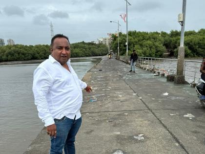 Pedestrian bridge of Gorai creek became slippery, demand for remedial plan | गोराई खाडीचा पादचारी पूल झाला निसरडा, उपाय-योजनेची मागणी