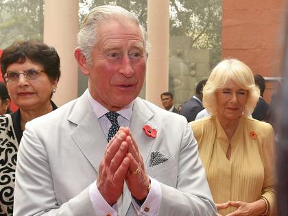 Do you know about the Prince Charles's red flower? | प्रिन्स चार्ल्स यांच्या कोटावरील लाल फुलाबद्दल तुम्हाला माहिती आहे का?