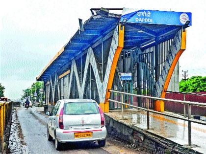 BRTS route: The work between Nigdi and Dapodi is inimitable | बीआरटीएस मार्ग : निगडी ते दापोडीदरम्यानची कामे अपूर्णावस्थेत