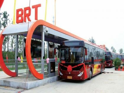 Bopkhel-Alandi bus stop at BRT | बोपखेल-आळंदी बीआरटीवर बसथांबे