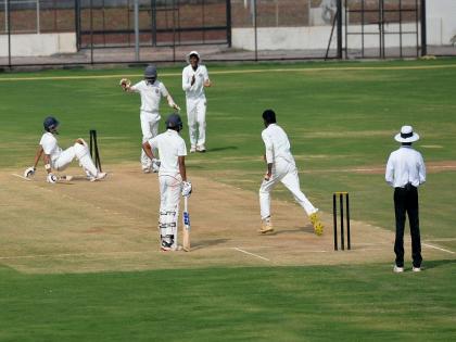 Maharashtra win in Cooch Behar cricket tournament; Pondicherry team lost by 308 runs | कूचबिहार क्रिकेट स्पर्धेत महाराष्ट्राचा विजय; ३०८ धावांनी पाँडिचेरी संघाचा पराभव