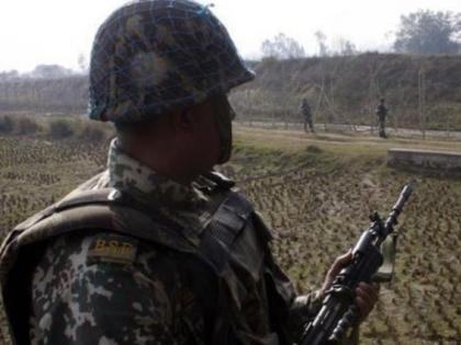 Even at night on the border, soldiers are ready to prevent nefarious intentions | सीमेवर रात्रीही खडा पहारा, नापाक इरादा रोखण्यासाठी जवान सज्ज