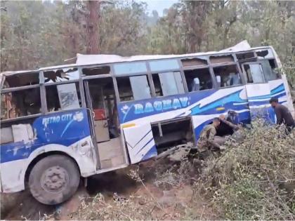 Jammu Kashmir Bus Accident: Bus overturns in Poonch district, two dead, 35 injured | जम्मू-काश्मीरमध्ये भीषण अपघात; पूंछ जिल्ह्यात बस उलटली, दोघांचा मृत्यू तर 35 जखमी Jammu Kashmir Bus Accident: Bus overturns in Poonch district, two dead, 35 injured | जम्मू-काश्मीरमध्ये भीषण अपघात; पूंछ जिल्ह्यात बस उलटली, दोघांचा मृत्यू तर 35 जखमी