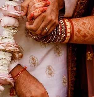 कमी बजेटमध्येही करा राजेशाही थाटात विवाह! फक्त 'या' टीप्स फॉलो करा, लोकं नुसते पाहत राहतील