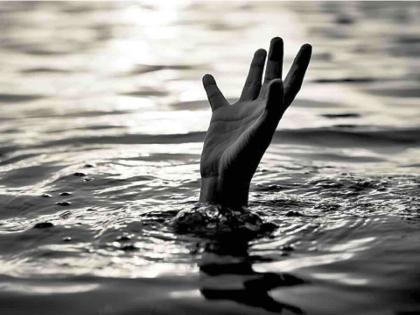 Three fishermen were swept away in Pinglai River, bodies of two were found, third ons search is going on | Amravati | मासेमारीठी गेलेले ३ मच्छिमार नदीत बुडाले; दोघांचे मृतदेह गवसले, एकाचा शोध सुरू