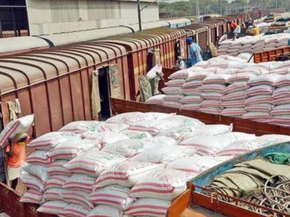 Buffer stock of 2,000 metric tons of urea! | २ हजार मेट्रिक टन ‘युरिया’चा करणार ‘बफर स्टॉक!