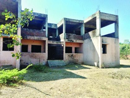 Government forgets about redevelopment of dangerous buildings? | धोकादायक इमारतींच्या पुनर्विकासाचा सरकारला विसर?