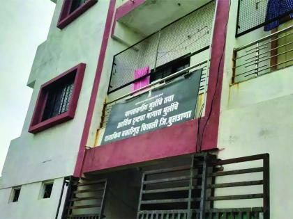 six students of government girls hostel poisoned by food | मुलींच्या शासकीय वसतिगृहातील सहा विद्यार्थिनींना जेवणातून विषबाधा