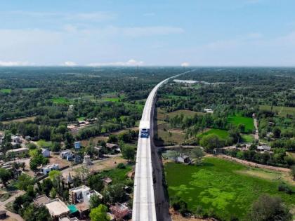 The country's first bullet train station has been built and ready, the first train will run between these two stations. | बुलेट ट्रेनचं देशातील पहिलं रेल्वे स्टेशन बांधून तयार, या दोन स्थानकांदरम्यान धावणार पहिली ट्रेन The country's first bullet train station has been built and ready, the first train will run between these two stations. | बुलेट ट्रेनचं देशातील पहिलं रेल्वे स्टेशन बांधून तयार, या दोन स्थानकांदरम्यान धावणार पहिली ट्रेन
