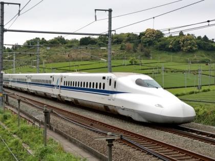 nhsrcl calls for tender the project will gain momentum to the bullet train station | बुलेट ट्रेन स्थानकासाठी घाई; एनएचएसआरसीएलने निविदा मागविल्या, प्रकल्पाला मिळणार गती