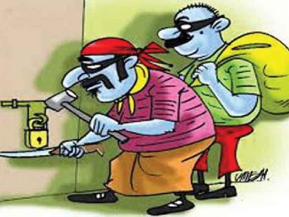 Home burglary in Nagpur, three houses burglarized in 24 hours | चोरांकडून पोलिसांना वाकुल्या; नागपुरात घरफोड्या सुरूच, २४ तासांत तीन घरे फोडली