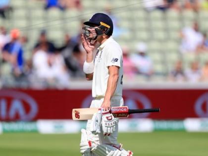 Ashes Series 1st Test : Rory Burns set to become the 10th player to bat on each of the five days of a Test match | अ‍ॅशेस मालिका : इंग्लंडच्या 'या' खेळाडूनं केली पाचही दिवस फलंदाजी; जाणून घ्या कोण आहे तो!