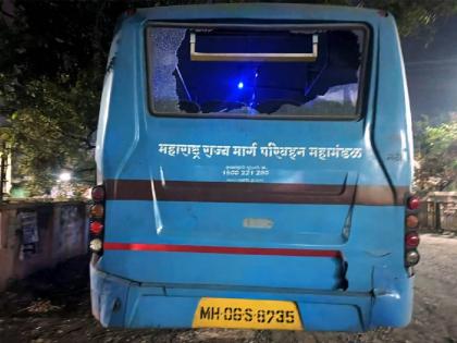 Stone pelting at Nanded Agra bus near Hingoli; | नांदेड आगाराच्या बसवर हिंगोलीनजीक दगडफेक;