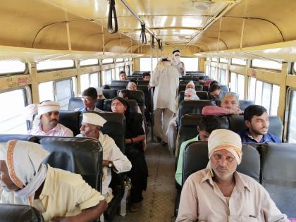 government should providing jobs to the unemployed! - Discuss with passengers with the bus | शेतकरी, बेरोजगारांना रोजगार देणारे सरकार हवे! -  बसमध्ये प्रवाशांशी चर्चा