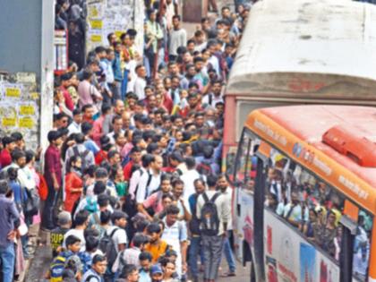 Can't afford taxis, rickshaws... Best roads don't come..! | टॅक्सी, रिक्षा परवडत नाही...  बेस्ट रस्त्यांवर येतच नाही..!