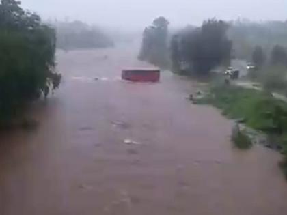 st driver took bus in flood to cross road in raigad, video goes viral | VIDEO: एसटी चालकाचा जीवघेणा 'पराक्रम', पुरातून नेली प्रवाशांनी भरलेली बस