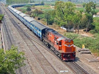 Meeting of General Manager of Central Railway with MPs of Nagpur and Bhusawal Division | मध्य रेल्वेच्या महाव्यवस्थापकांची नागपूर व भुसावळ विभागातील खासदारांसोबत बैठक