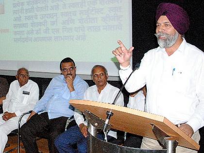 Reduction in cost of cultivating poisonous farming | विषमुक्त शेती केल्यास खर्चात कपात Reduction in cost of cultivating poisonous farming | विषमुक्त शेती केल्यास खर्चात कपात