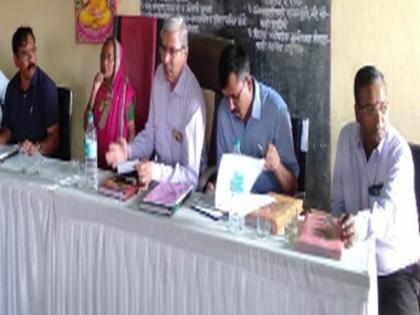 Inspection by two Regional Committee of the two villages in the district | जिल्ह्यातील दोन गावांची विभागीय समितीकडून तपासणी