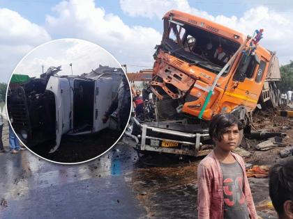 Accident near Vichkhede on way to funeral; Two killed, 20 injured | अंत्यविधीला जाताना काळाचा घाला, विचखेडे जवळ अपघात;  दोन ठार, २० जखमी 