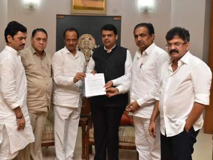 Give a one-time subsidy of 25,000 to the farmers, NCP to Chief Minister devendra fadanvis | शेतकऱ्यांना एकरी 25 हजार अनुदान द्या, राष्ट्रवादीचे मुख्यमंत्र्यांना निवेदन