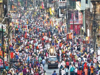 Restrictions tight in Pune, relaxed in Akola-Buldana | पुण्यात निर्बंध कडक, अकोला-बुलडाण्यात शिथील