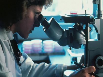 Cancer will end forever Scientists have developed a revolutionary mRNA vaccine | जीवघेणा कॅन्सर कायमचा संपणार! शास्त्रज्ञांनी क्रांतीकारी mRNA लस केली विकसित Cancer will end forever Scientists have developed a revolutionary mRNA vaccine | जीवघेणा कॅन्सर कायमचा संपणार! शास्त्रज्ञांनी क्रांतीकारी mRNA लस केली विकसित