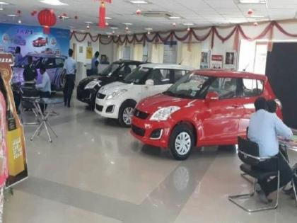 यंदाच्या दसऱ्याला वाहन विक्रीचा ‘टॉप गिअर’, सांगली जिल्ह्यात किती कोटींची झाली उलाढाल.. वाचा यंदाच्या दसऱ्याला वाहन विक्रीचा ‘टॉप गिअर’, सांगली जिल्ह्यात किती कोटींची झाली उलाढाल.. वाचा