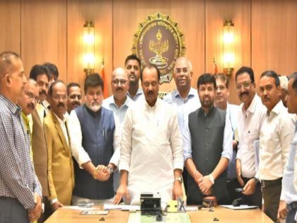 Re-inclusion of carrom, golf and other sports in Shiv Chhatrapati list, Deputy Chief Minister Ajit Pawar's instructions | कॅरम, गोल्फसह अन्य खेळांचा ‘शिवछत्रपती’ यादीत पुन्हा समावेश, उपमुख्यमंत्री अजित पवार यांचे निर्देश 