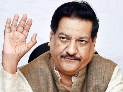 Giving Narayan Rane a place in the cabinet is a signal, a clear opinion of Prithviraj Chavan | नारायण राणेंना मंत्रिमंडळात स्थान देणं हा 'सिग्नल', पृथ्वीराज चव्हाणांचं स्पष्ट मत