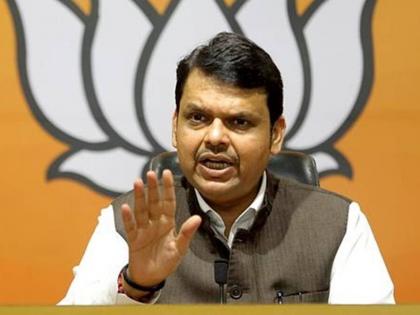 Can't win Corona battle by politics - Fadnavis | राजकारण करून कोरोनाची लढाई जिंकू शकत नाही - फडणवीस