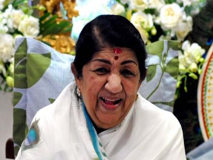 'Don't believe the rumors about Lata's mangeshkar health' | ‘लतादीदींच्या प्रकृतीविषयी अफवांवर विश्वास ठेवू नका’