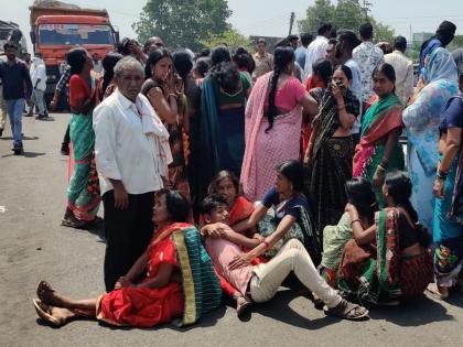 Two crushed by truck at Lalpulia in Wani, vehicle vandalized by mob | लग्नासाठी आलेल्या दोघांना ट्रकने चिरडले; संतप्त जमावाकडून वाहनाची तोडफोड