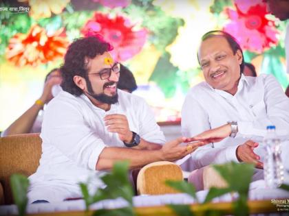 Amol Kolhe: Clap your hands ... MP Amol Kolhe compliments the photographer who took that hilarious photo with Ajit pawar | Amol Kolhe: घे टाळी... तो हसमुख फोटो टिपणाऱ्या फोटोग्राफरचं खासदार कोल्हेंकडून कौतूक