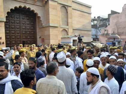 Petition not to allow Muslims to enter Gyanvapi Mosque | ज्ञानवापी मशिदीत मुस्लिमांना प्रवेश न देण्यासाठी याचिका