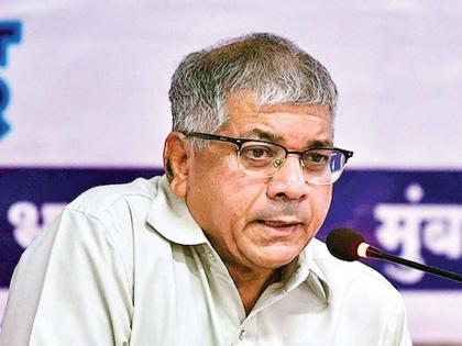 Prompt issuance of bypass surgery and medical bulletin on Prakash Ambedkar by vanchit bahujan aghadi | प्रकाश आंबेडकर यांच्यावर तातडीने बायपास सर्जरी, मेडीकल बुलेटीन जारी