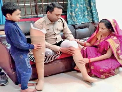 Salute! Jawan, on duty ATS re-emerged even after losing both legs in accident ot train | जवानाच्या जिद्दीला सॅल्यूट, दोन्ही पाय गमावल्यानंतरही पुन्हा 'ऑन ड्युटी ATS'