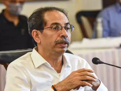 The Chief Minister works for 15 hours, followed by Congress leader balasaheb thorat to Uddhav Thackeray | मुख्यमंत्री 15 तास काम करतात, काँग्रेसच्या मंत्र्याकडून उद्धव ठाकरेंची पाठराखण