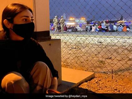 Kabul Airport : Goodbye Afghanistan ... Emotional post by director Roya Haidari while leaving the country | Kabul Airport : गुडबाय अफगाणिस्तान... देश सोडताना दिग्दर्शक रोया हैदरीची भावुक पोस्ट