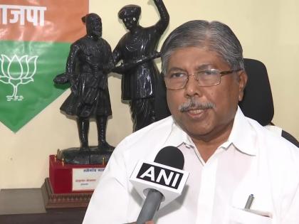 Assembly Elections 2022 Result: 'Defeating BJP is like hitting the head on the wall', Chandrakant Patil | Assembly Elections 2022 Result: 'भाजपला पराभूत करणे म्हणजे भींतीवर डोकं आपटण्यासारखं'