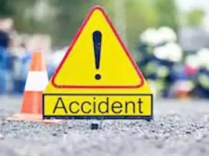 Married woman found dead under truck wheel, youth seriously injured in accident of satara | ट्रकच्या चाकाखाली सापडून विवाहितेचा मृत्यू, युवक गंभीर जखमी