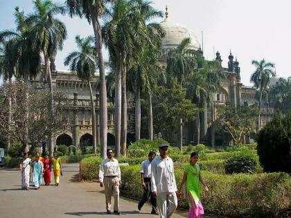 35,306 foreign tourists in Chhatrapati Shivaji Maharaj Museum | छत्रपती शिवाजी महाराज वस्तुसंग्रहालयात 35,306 परदेशी पर्यटक