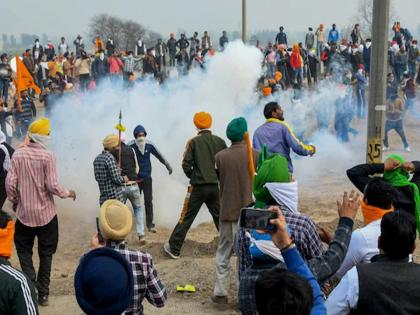 Order of 30 thousand tear gas canisters to stop the farmers! | शेतकऱ्यांना रोखण्यासाठी ३० हजार अश्रूधुराच्या नळकांड्यांची ऑर्डर!