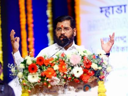 Eknath Shinde breaks silence on talk of CM change, calls critics crazy to sanjay raut and shivsena thackeray group | मुख्यमंत्री बदलाच्या चर्चांवर एकनाथ शिंदेंनी मौन सोडलं; टीकाकारांना वेडं म्हटलं